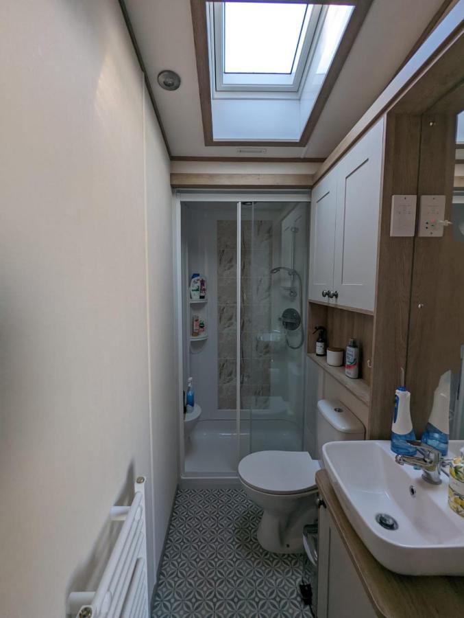Stunning Luxury Caravan On Edge Of New Forest On Shorefield Country Park Entertainment And Leisure Passes Included Милфорд-он-Си Экстерьер фото